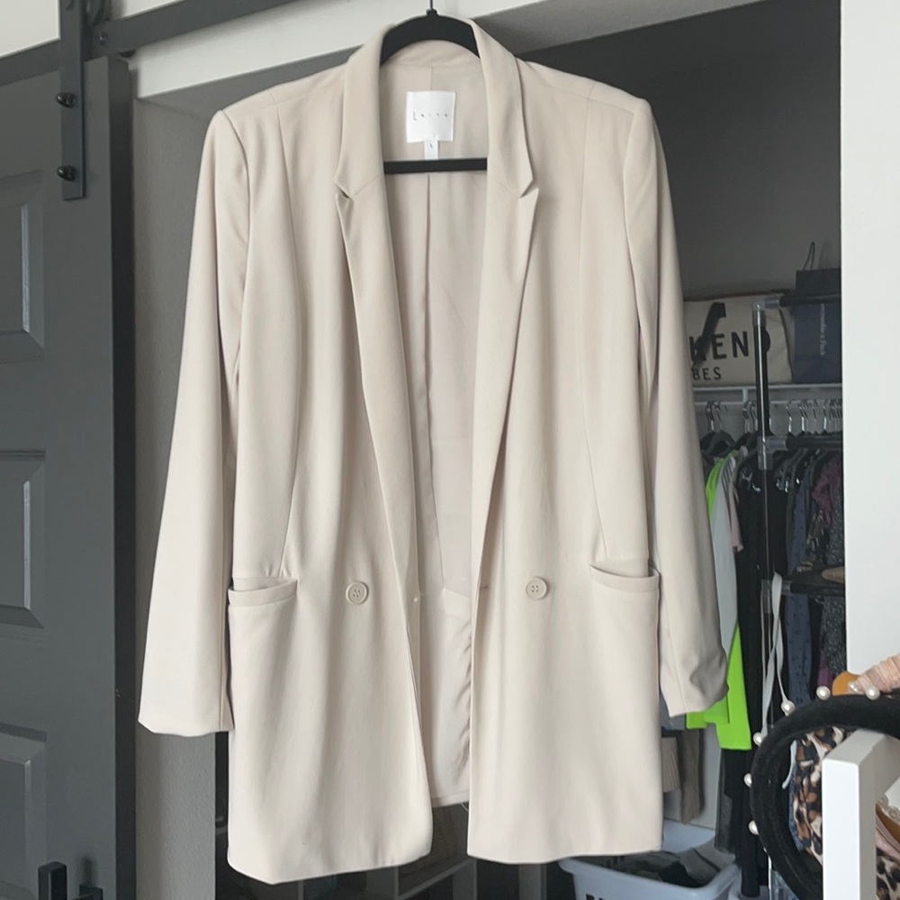 Long oversized blazer